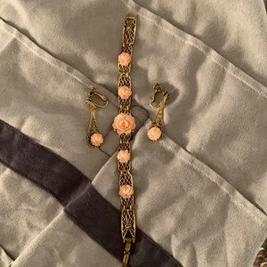 Fashion jewelry bracelet and earring set